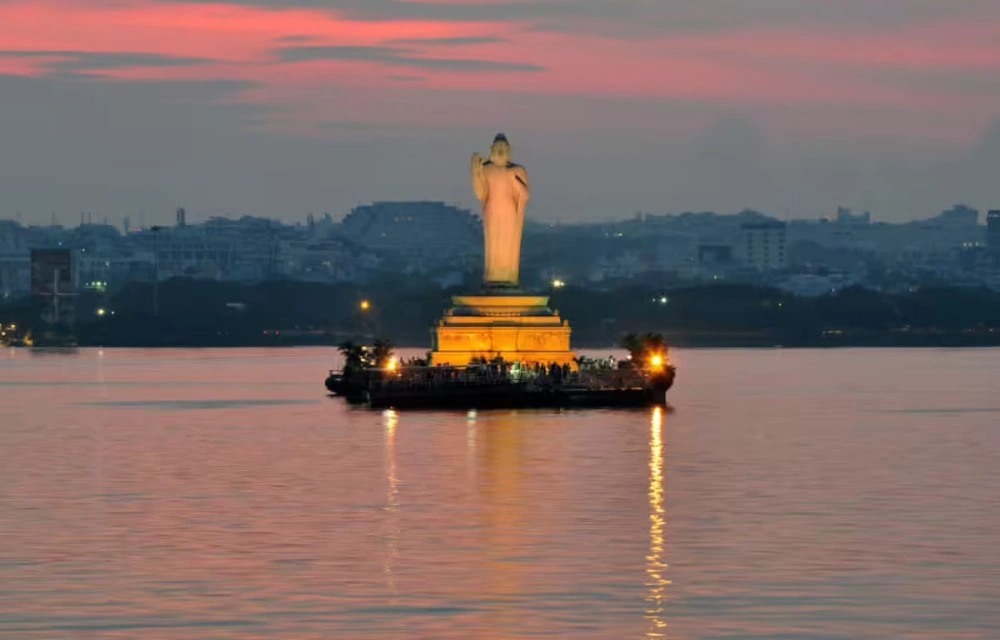 Hotel Lio7 Grand near Hussain Sagar